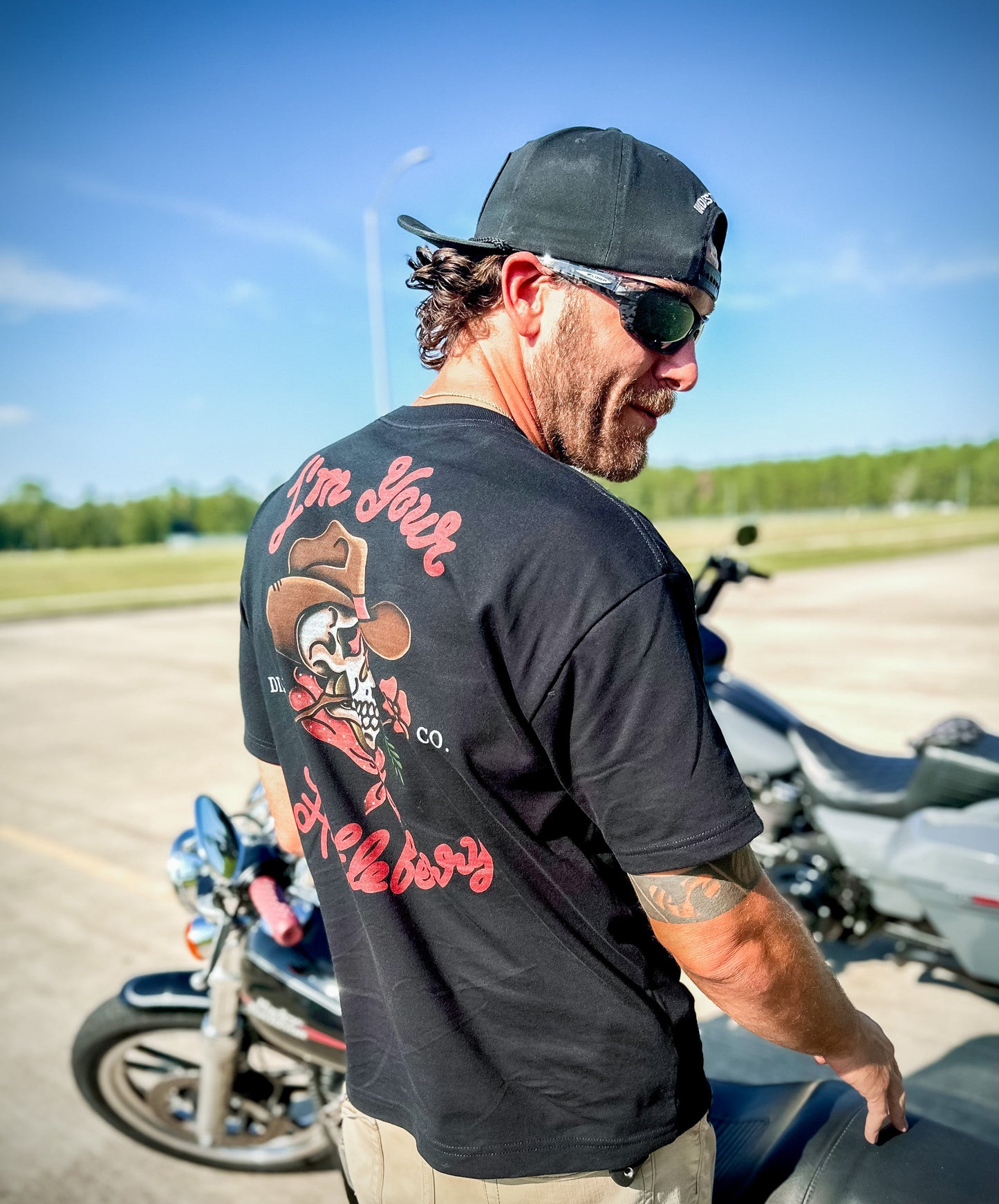 I’M YOUR HUCKLEBERRY TEE